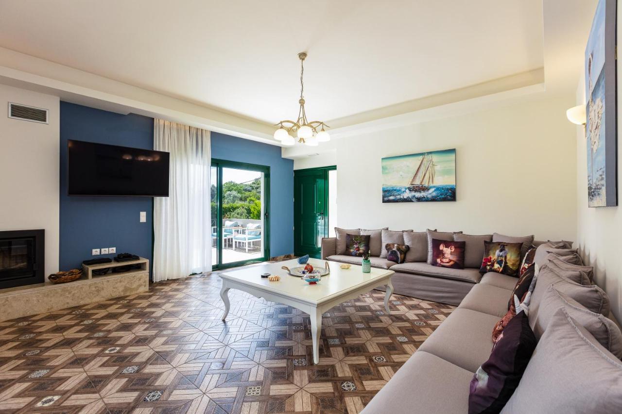 Alonia Villa, Refined Living With 50M2 Private Pool, By Thinkvilla Μελιδόνι Εξωτερικό φωτογραφία